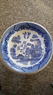 BLUE WILLOW VINTAGE PORCELAIN BLUE WHITE SOUP SALAD BOWL Japan